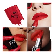 DIOR Rouge Dior Lipstick 1.5g. ลิป Dior เนื้อแมทเวลเวท ช่วยให้ริมฝีปากดูอิ่มเอิบและเบาสบายสบาย #999