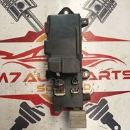 Toyota Hi Ace LH113 diesel inside fuse box used