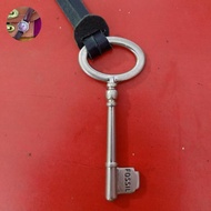 Fossil key silver 7cm, gantungan tas fossil maddox, strap hitam