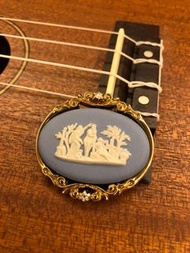 高質VINTAGE系列~Wedgwood jasperware~ blue~ vintage~ brooches~ 淺藍色胸針 (橫款)/ 別針~cameo