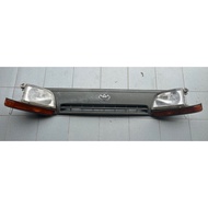 Grill, headlamp & signal bumper. Toyota hiace LH113/KZH113/LH112. Import japan