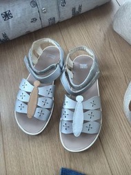 Camper Twins 銀色蝴蝶結涼鞋 32碼