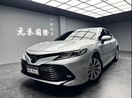 正2020年 Toyota Camry 2.5豪華版 汽油 星燦銀 、，實跑6萬公里保證