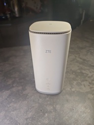 ZTE 5G sim-card router Model: MC8020
