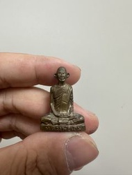 龍婆登 Wat Nong Pho 佛歷 2493 年 自身佛牌