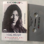 kaset pita Nike Ardilla nyalakan api