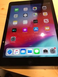 iPad Air 32gb 9.7” tablet