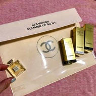 2020 Chanel cosmetic bag with Gabrielle perfume and SUBLUMAGE samples