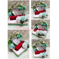 gubahan frame mas kahwin + bekas rantai tangan(mint green white)
