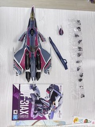 Bandai Macross VF-31AX