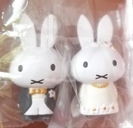 Miffy 兔 Dick Bruna 全新正版 購自 日本專門店 Mercis 兔仔 交义兔 4.5cm 絕版 收藏品 迷你 結婚 陶瓷 米菲兔 公仔 mini wedding figure 金色 頸