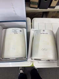NETGEAR Orbi RBS40 無線路由器連衛星