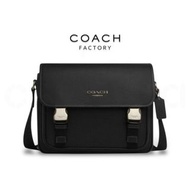 👜Coach RACER經典Logo郵差包/肩背包/斜背包 黑色CU110