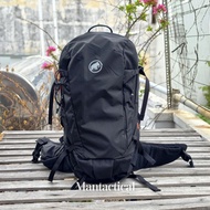 Black climbing backpack 20L – compact, lightweight, waterproof