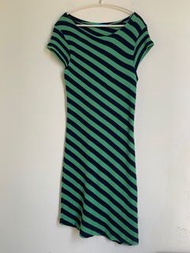 alice+Olivia綠色斜條紋不規則裙擺針織連身裙/洋裝