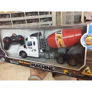 Xe trộn bê tông điều khiển từ xa Li Xiong Sheng No.688A tần số 27mhz