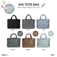 กระเป๋าผ้า Lada รุ่น Aya กระเป๋าโท้ท ทำจากผ้าสะท้อนน้ำ บุฟองน้ำ เนื้อนุ่มน้ำหนักเบา ด้านใน 6 ช่อง จั