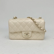 CHANEL CF口蓋包大Mini20cm白色羊皮晶片開金扣