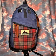 85% new gregory daypack pladra california zippers 26L backpack blue x red plaid  藍色紅灰格仔拉鏈布面背囊 書包 背包 
