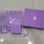 Sedia Frank & Co tiny tan BTS V frank and co box saja atau dengan 1 anting