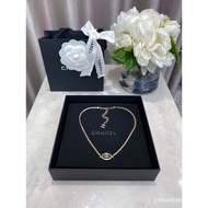 CHANEL  Chanel[Incense Oval obsidian necklace]It's absolutely gorgeous Upon closer inspection, there