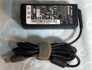 (V)二手良品~IBM Lenovo 聯想 Thinkpad T410 變壓器 45N0179~20V 3.25A~