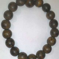 栳楇水沉香手鍊（亦稱藥沉）