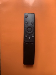 100%全新Samsung 電視智能遙控器，適合所有的三星電視。靈敏度高，直接使用不需配對，贈兩節AA電池。平售58元。