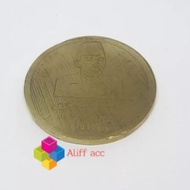 Suvenir Koin Kuningan Sari Soekarno Original