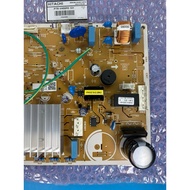 ST5599 HITACHI PTR-T310ERS*001 CA-C13 Rubber Edge Of Top Door Refrigerator Size 47x57 Cm.new Spare P