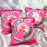 Dowee donut strawberry dipped flavor
