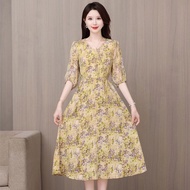 LUNAáo girl phố nữ dép nữ xinh đi chơi  Mùa hè in váy mẹ 2025 cao cấp mới khí chất dễ thương đầm hoa