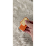 clicky fidget with 8 magnets