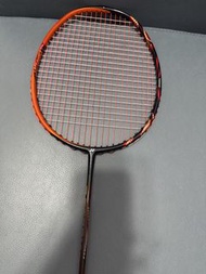 Yonex Astrox 99羽毛球拍