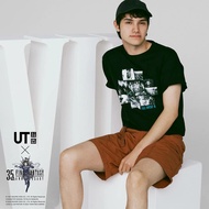 Uniqlo t-shirt