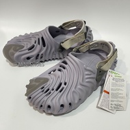 รองเท้าแตะ Crocs Bembury ลายใหม่ แปลก สวย นิ่ม เบา ใส่สบาย กระชับเท้าดี พร้อมส่งจากไทย M7-M11