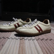XENOS Size 38 Shoes