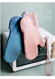 K-MART - (1隻) 北歐超特厚 粉紅/紫色隨機發貨色 加加厚耐高溫隔熱手套 防燙硅膠微波爐手套