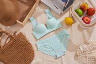 EMILY PUSH - UP BRA MINT color( set seamless bra + panty )เซ็ตบราไร้โครงและกางเกงในฟรีไซส์ สีมิ้นท์