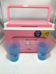 13LT ESKIMO SQUARE COOLER BOX W/2 CUP