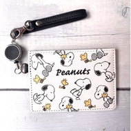 日本 PEANUTS 史努比 SNOOPY 白色皮革 彈繩扣 卡片 證件套