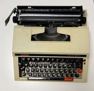 BROTHER Deluxe 550TR Typewriter 打字機