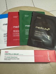 MEDICUBE RED積雪草集中修護霜