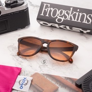 Oakley Frogskins OO9245-D1 Prizm Brown Gradient