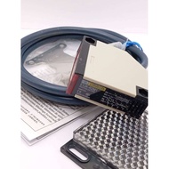 Great Value E3JK-R2M1 With Reflector 2.5 M Grip Distance 5-Wire Solid Object Capture Photo Sensor Li
