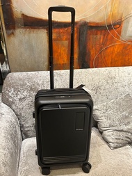 德國高端品牌Ventex Germany 20 吋可擴展前開蓋三拉鍊商務行李箱 ； Ventex Germany 20 inch business expandable luggage 55 x 35 x 23 -6cm