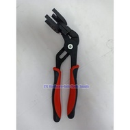 BMW OIL COOLER LINE PLIER (EUS)