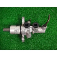 BMW E39 5 SERIES BRAKE MASTER CYLINDER(WITH OIL CONTAINER)