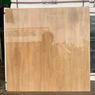 Granit 60x60 Motif kayu glossy Sunpower
