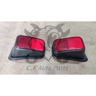 BARANG BARU TOYOTA HILUX LN166 ,LN167, RZN174 ,KDN165 REAR BUMPER REFLECTOR